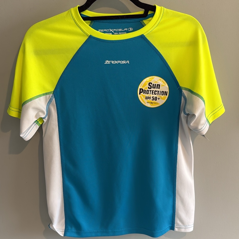 ZeroXposur Rash Guard. NWT